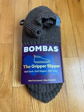 NWT Bombas Men’s Gripper Slippers size Large